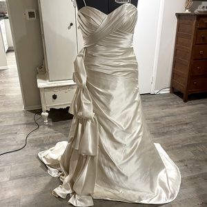 Wedding Dress 👰‍♀️